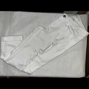 American Eagle Outfitters/ Destress Crop Skinny’s